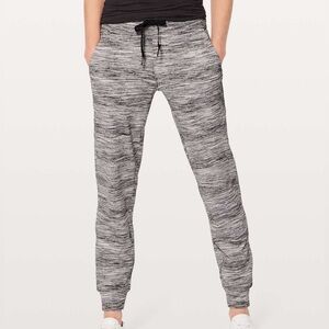 Lululemon Ready To Rulu Pant Space Dye Camo Black White Size 4